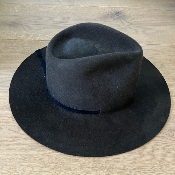 NWOT Janessa Leon Lennon Hat - Picture 6 of 11